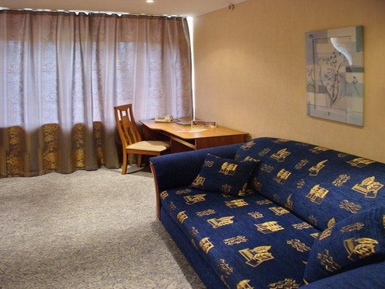 Апартаменты (3-комнатные 409 высшая кат.) отеля Новокузнецкая