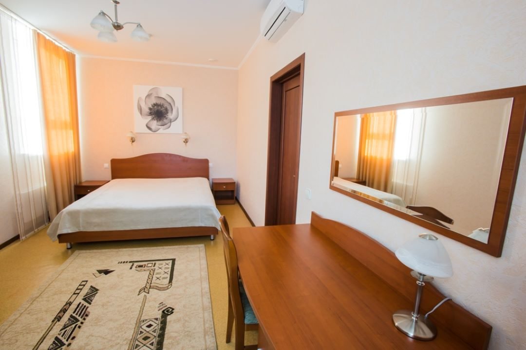 Сьюит (Полулюкс), Гостиница Лотос