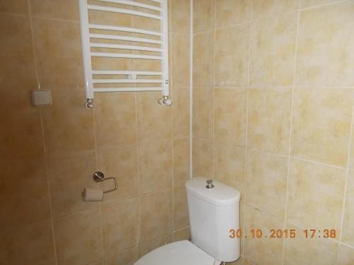 Трехместный (Трехместный номер с ванной комнатой) гостевого дома Русудан, Боржоми