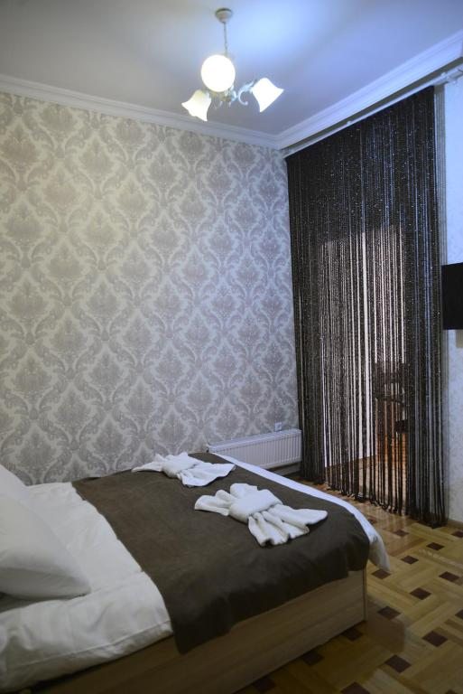 Двухместный (Улучшенный двухместный номер с 1 кроватью) отеля Victoria, Боржоми