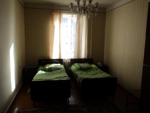 Двухместный (Стандартный двухместный номер с 2 отдельными кроватями и общей ванной комнатой) гостевого дома Cico, Степанцминда