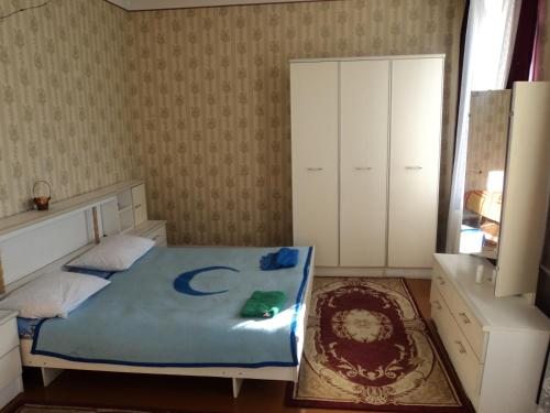 Двухместный (Стандартный двухместный номер с 1 кроватью и общей ванной комнатой) гостевого дома Cico, Степанцминда