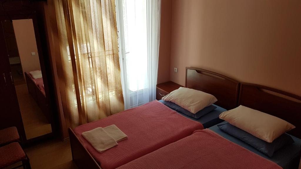 Двухместный (Стандартный двухместный номер с 2 отдельными кроватями и видом на горы) отеля Del Mar, Квариати