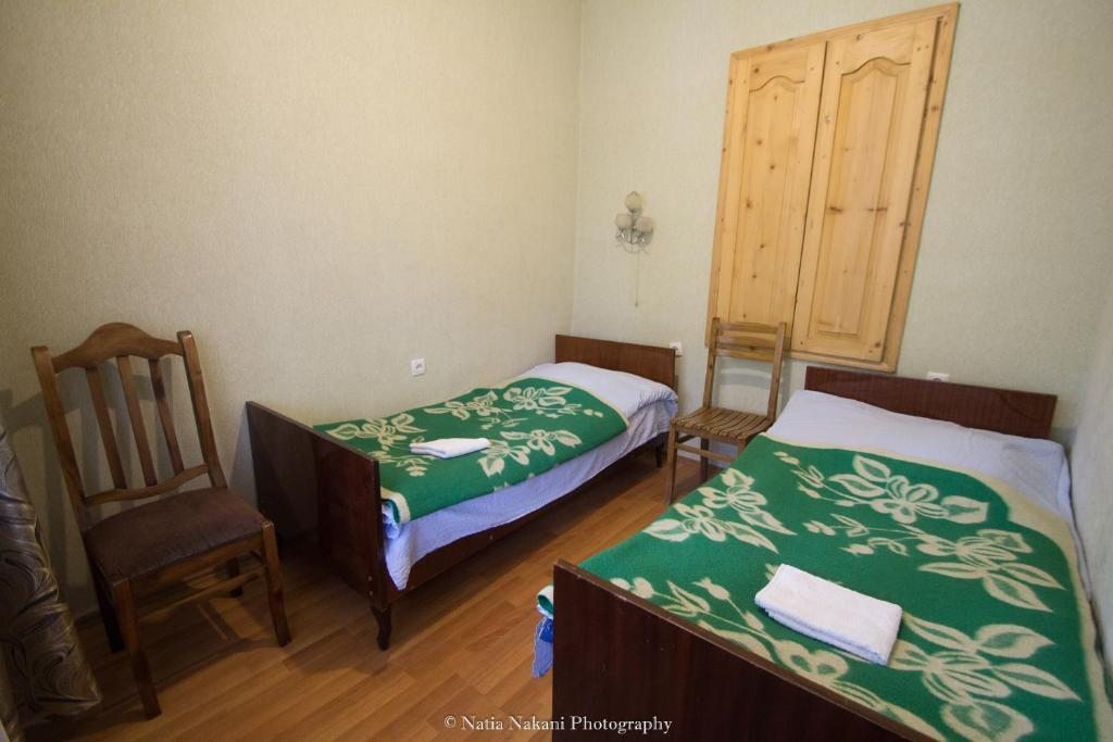 Двухместный (Двухместный номер с 2 отдельными кроватями) гостевого дома Eka&Nino, Местиа