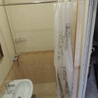 Двухместный (Двухместный номер Делюкс с 1 кроватью и душем), Гостиница Ливадия