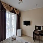 Двухместный (Двухместный номер Делюкс с 1 кроватью и душем), Гостевой дом Надежда