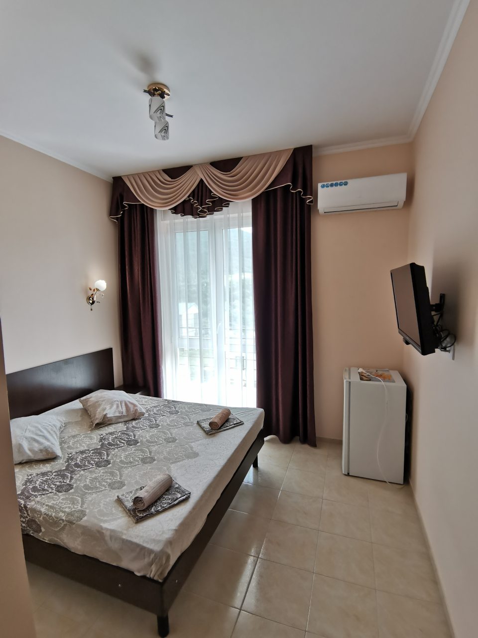 Двухместный (Двухместный номер Делюкс с 1 кроватью и душем), Гостевой дом Надежда