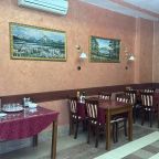 Кафе, Гостиница Альпари