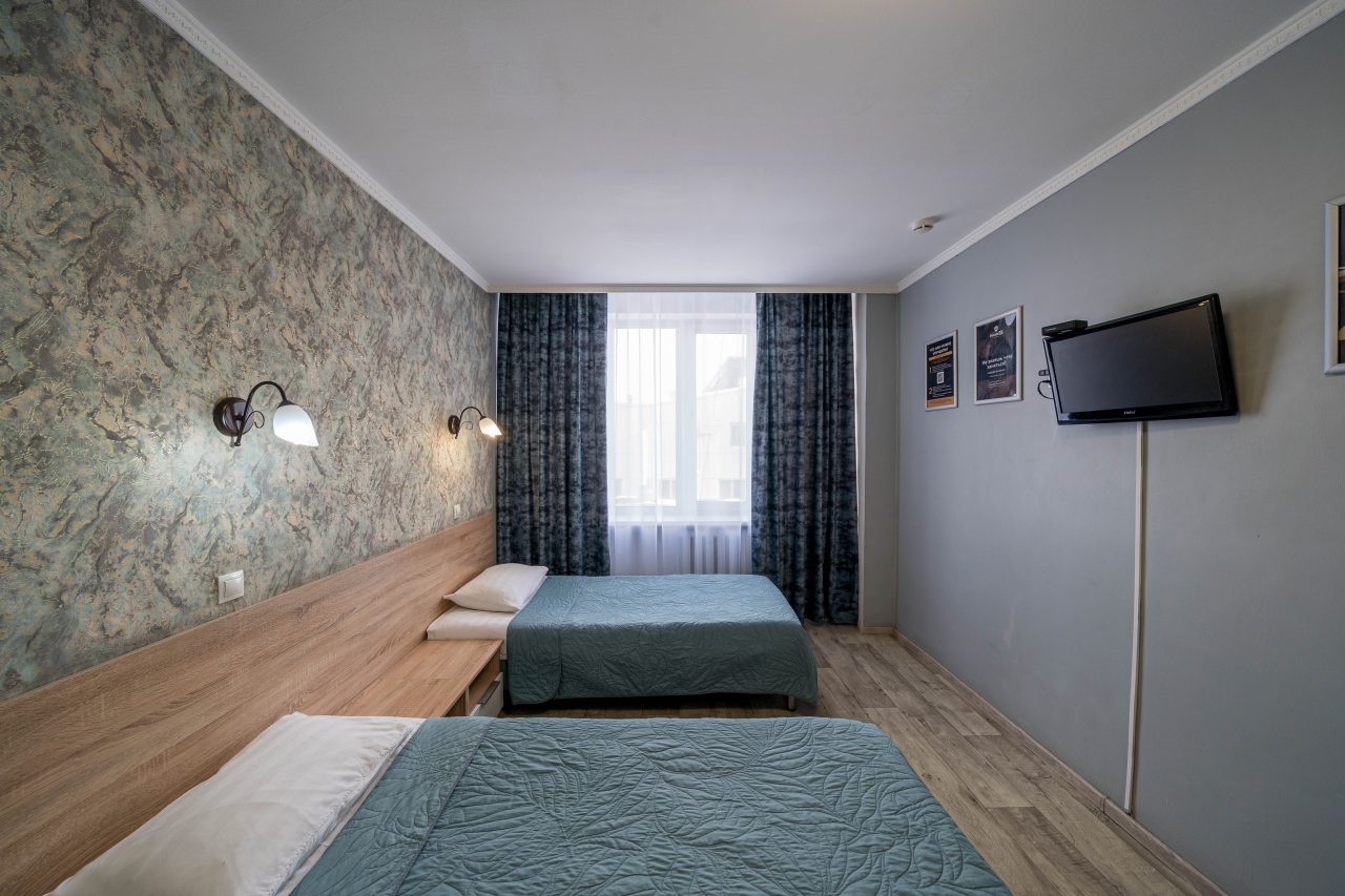 Эконом с двумя кроватями, санузел на этаже