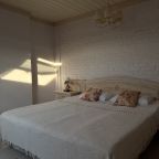 Трехместный (Мансардный номер Делюкс), Гостевой дом Александрия