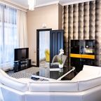 Сьюит, Отель Резиденция