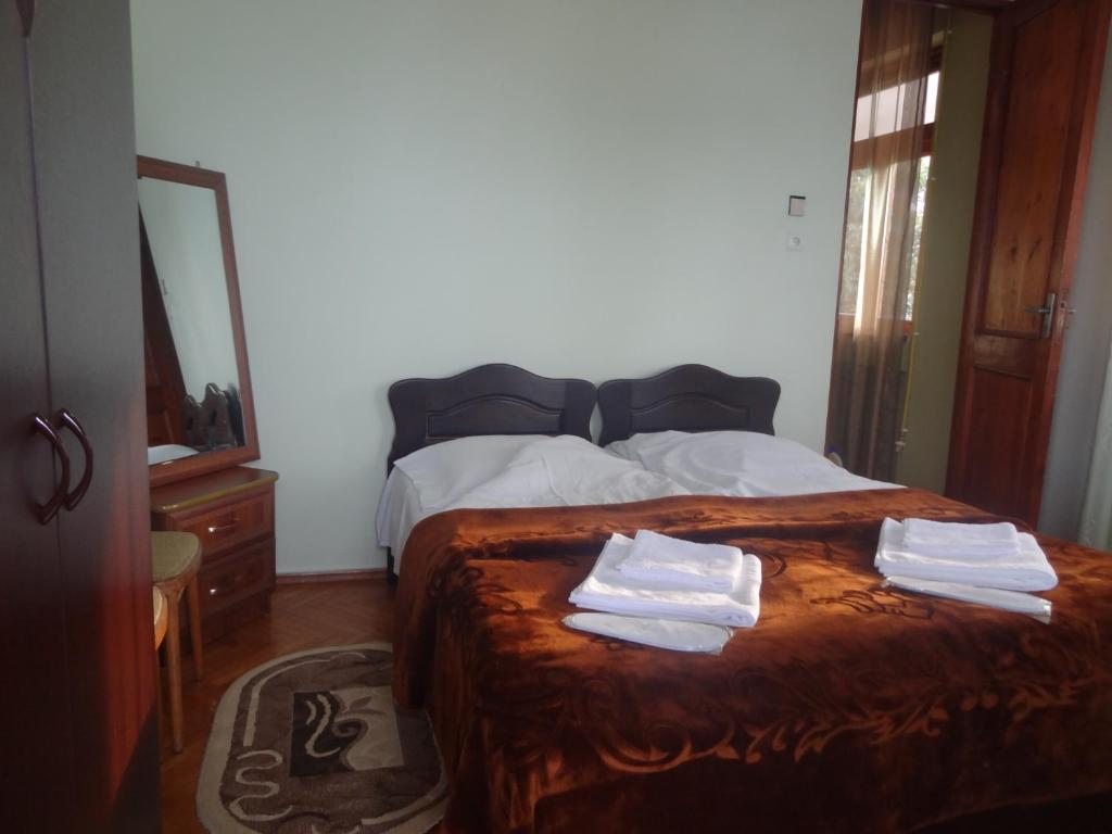 Двухместный (Двухместный номер с 2 отдельными кроватями и видом на море) гостевого дома ТеНи, Махинджаури