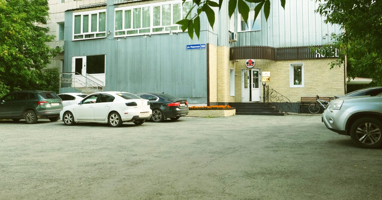 Автостоянка / Парковка, Отель Цветы