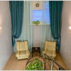 Библиотека, Отель Цветы