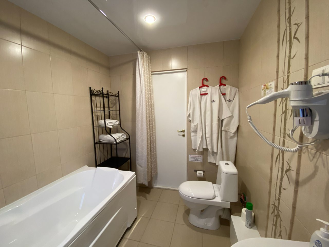 Номер категории «Джуниор сюит»