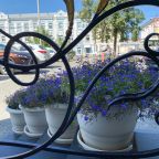 Парковка у отеля