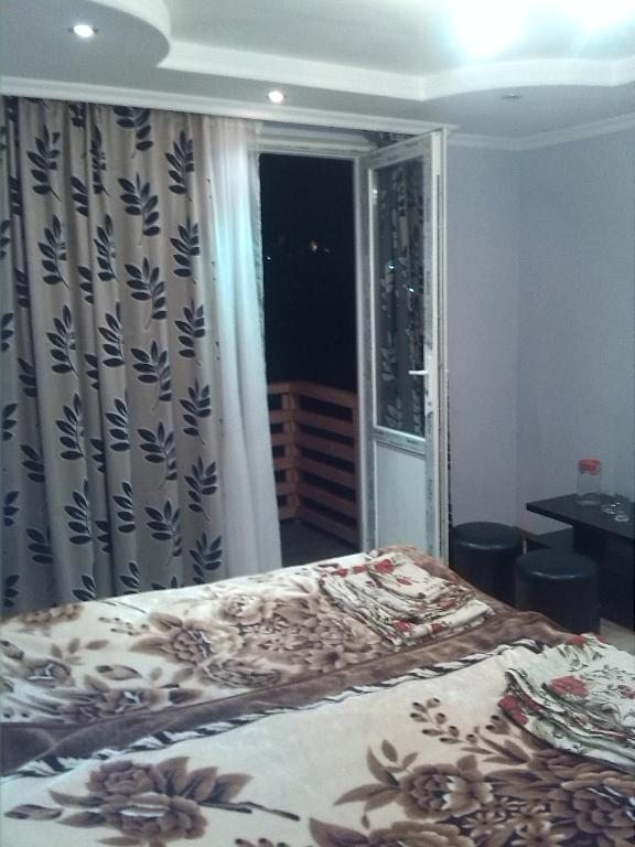 Двухместный (Двухместный номер с 2 отдельными кроватями и балконом) гостевого дома Spardishi, Местиа