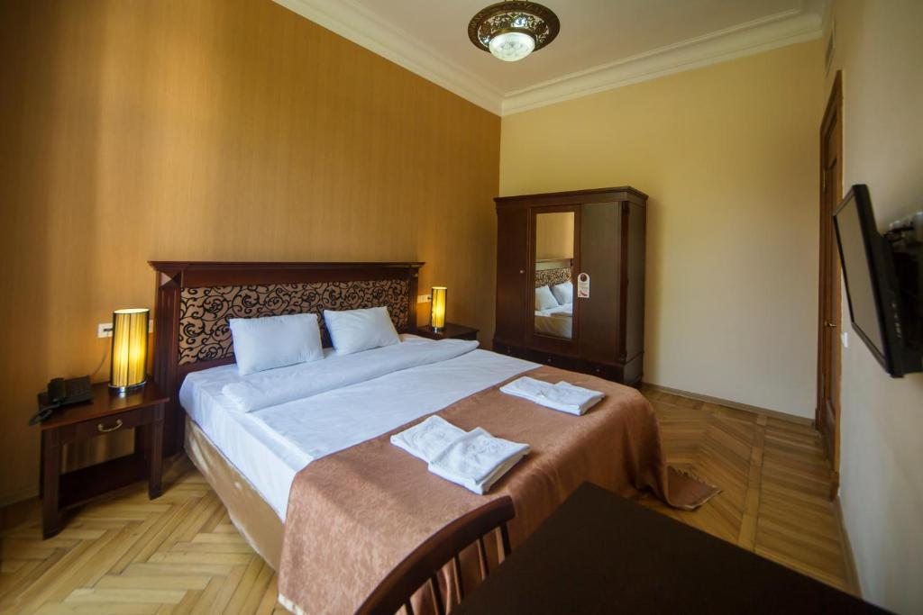 Двухместный (Двухместный номер с 1 кроватью или 2 отдельными кроватями) курортного отеля Цхалтубо на Руставели