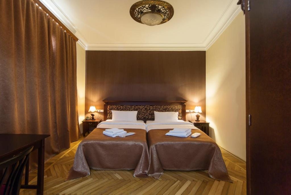 Двухместный (Двухместный номер Делюкс с 1 кроватью или 2 отдельными кроватями) курортного отеля Цхалтубо на Руставели