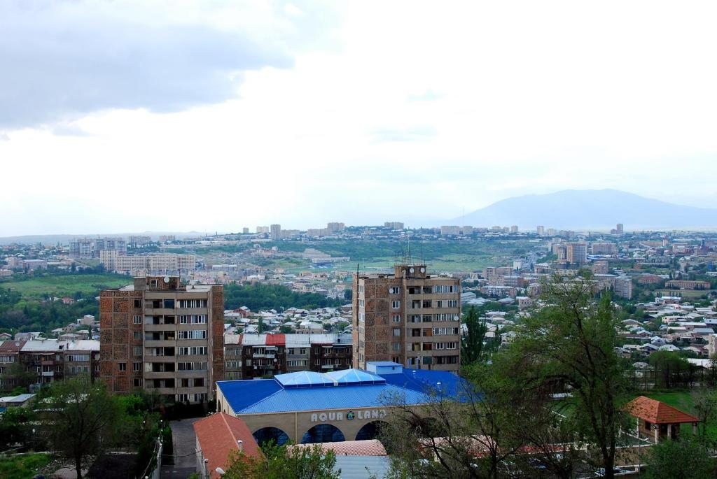 Двухместный (Двухместный номер Делюкс с 1 кроватью и собственной ванной комнатой) хостела Armenia, Ереван