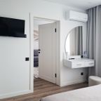 Сьюит, Гостиница Салют