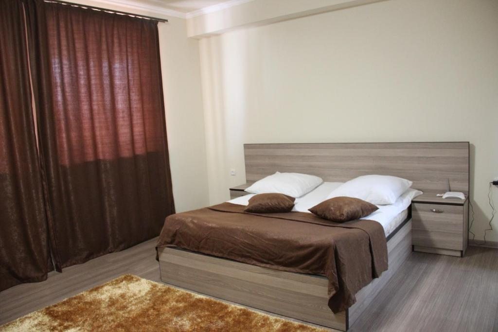 Апартаменты (Апартаменты с 1 спальней) апарт-отеля Cross, Ереван