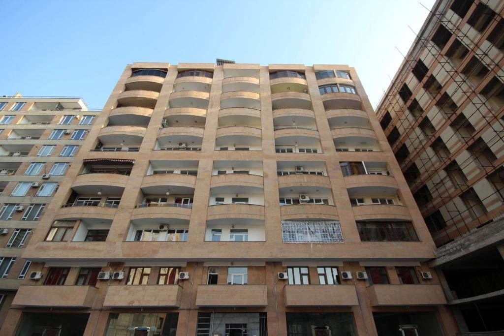 Апартаменты (Апартаменты с балконом) апартамента Эмили, Ереван
