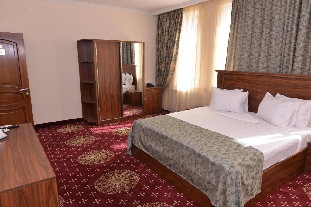 Сьюит (Люкс) отеля Georgia, Ереван