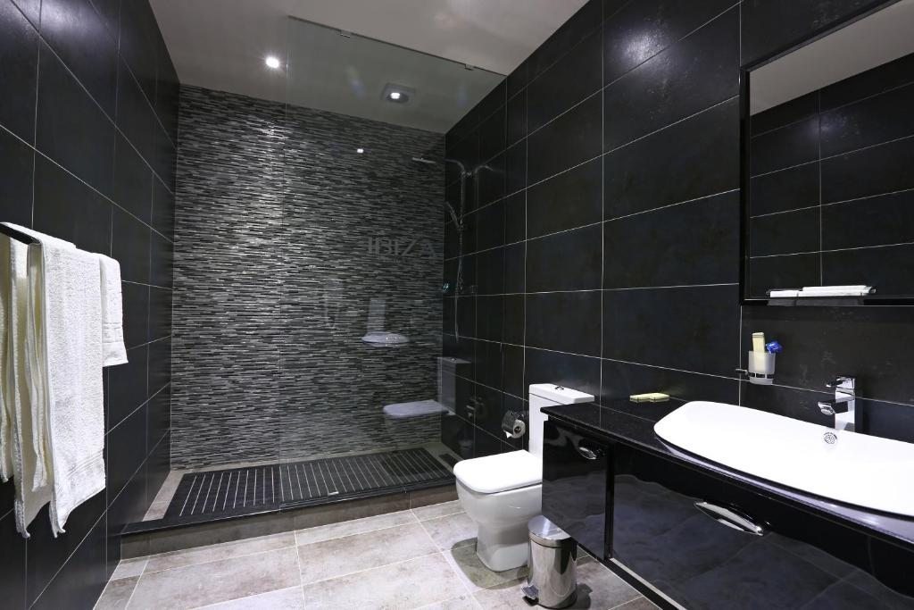 Двухместный (Двухместный номер с 1 кроватью и гидромассажной ванной) отеля Ibiza, Ереван