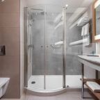 Сюит (Реновированный Люкс с 1 спальней и доступом в lounge-зону), Отель Edge Seligerskaya