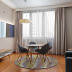 Сюит (Реновированный Люкс с 1 спальней и доступом в lounge-зону), Отель Edge Seligerskaya