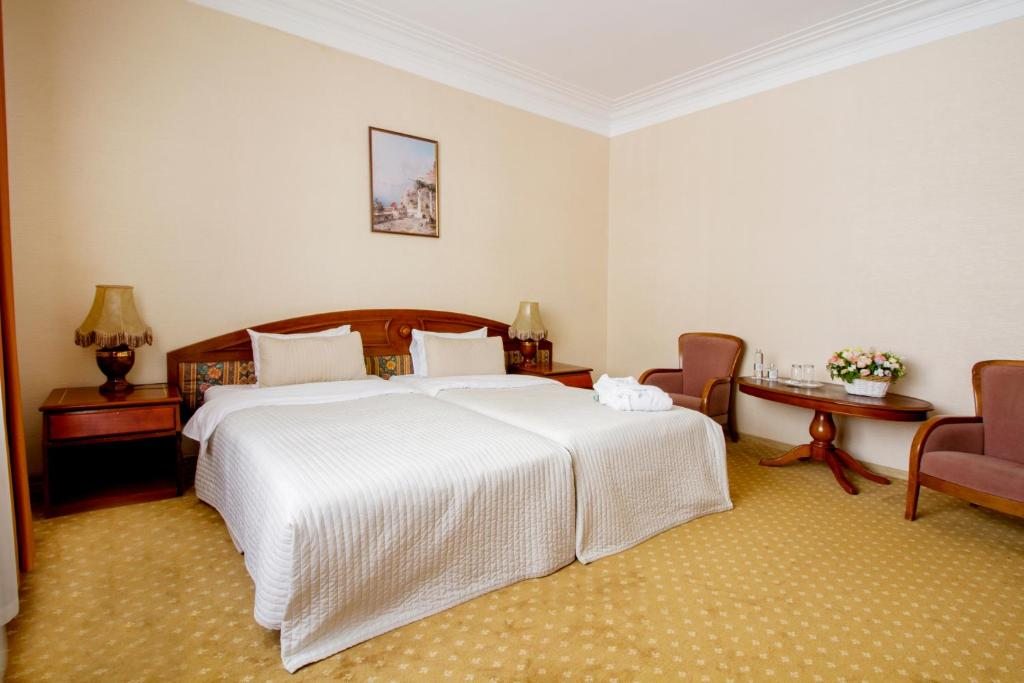Семейный (Полулюкс улучшенный 2 кровати) гостиницы Будапешт, Москва