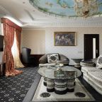 Сьюит (Президентский Сьюит), Отель Moscow Holiday