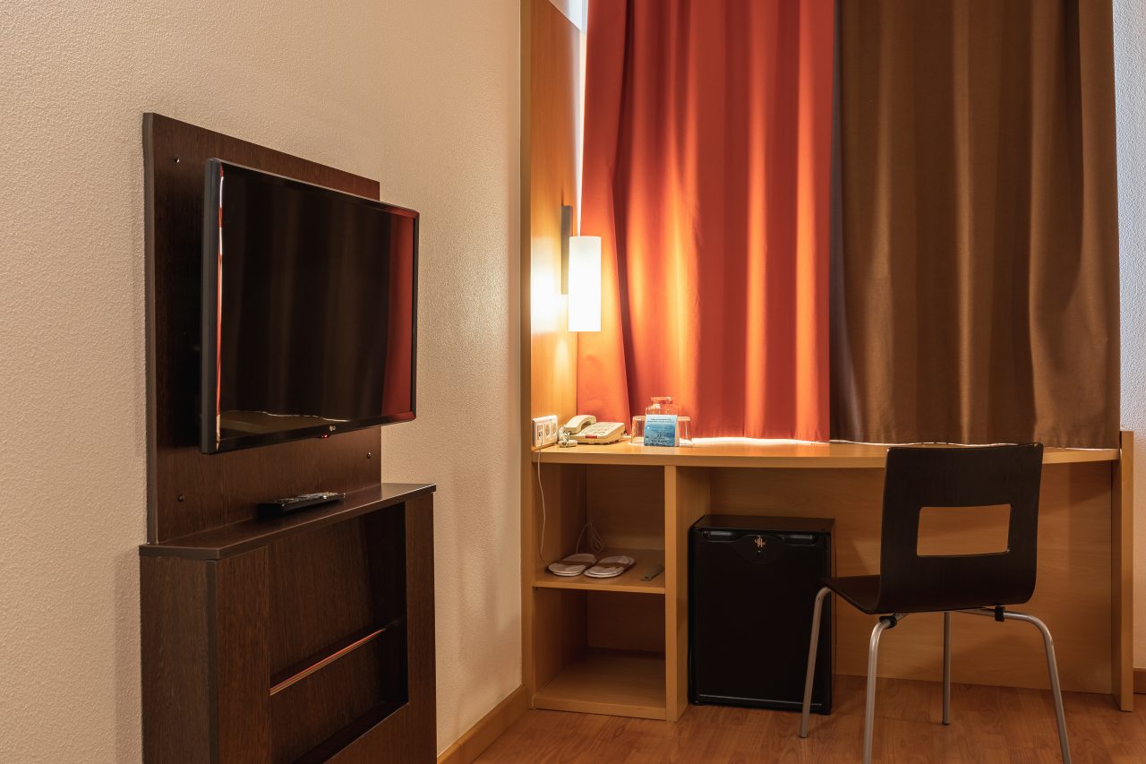 Двухместный (Стандарт с 1 большой кроватью. Подходит для людей с ограниченными возможностями), Отель Ибис