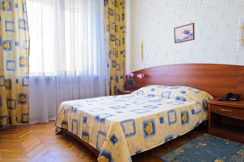 Двухместный (Двухместный номер «Комфорт» с 1 кроватью или 2 отдельными кроватями) отеля Волга, Самара