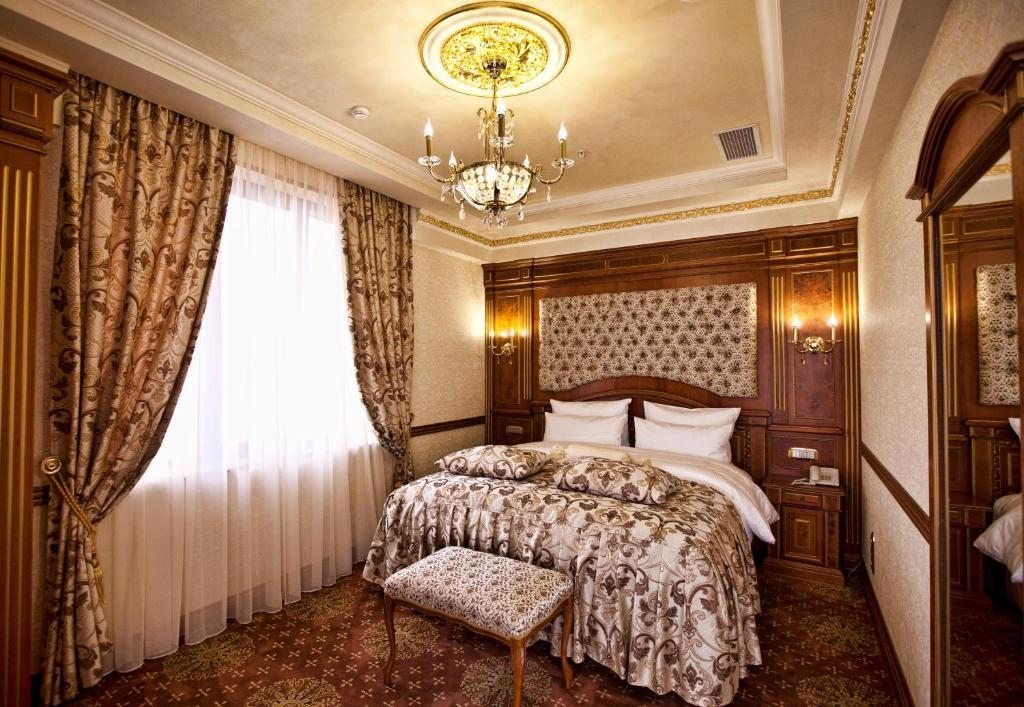 Сьюит (Улучшенный люкс) отеля Multi, Ереван