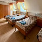 Четырехместный (Номер Эконом с удобствами на этаже), Гостиница Купеческий дом