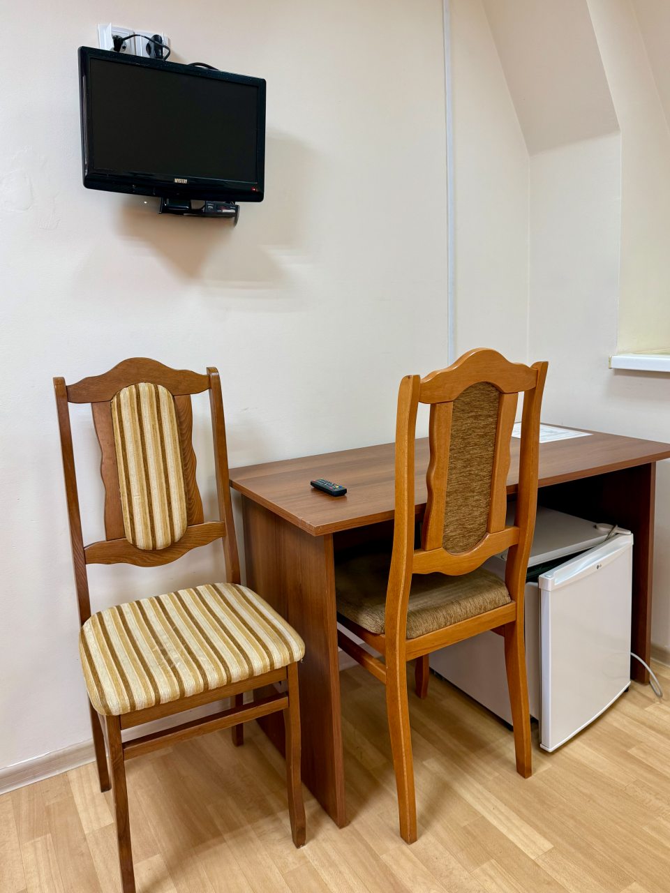 Трехместный (Номер Эконом с удобствами на этаже), Гостиница Купеческий дом