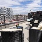 Апартаменты (Superior King Suite), Отель North North Avenue by Stellar Hotels