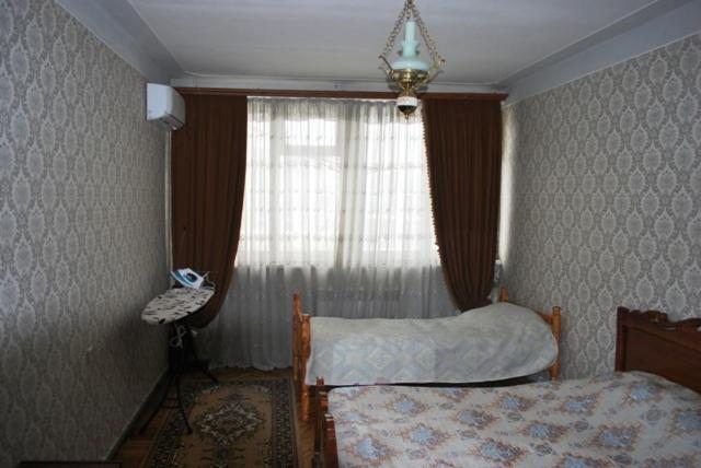 Апартаменты (Апартаменты с 2 спальнями) апартамента На Вардананца 22, Ереван