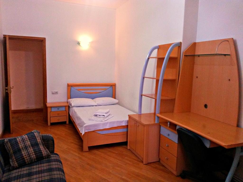 Апартаменты (Апартаменты с 3 спальнями) апартамента Апартаменты в Ереване на улице Дехатан