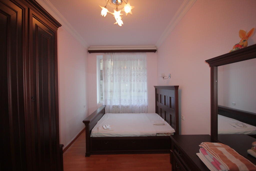 Апартаменты (Апартаменты Делюкс  с 2 спальнями) апартамента on Sakharov Square, Ереван