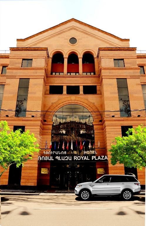 Отель Royal Plaza, Ереван