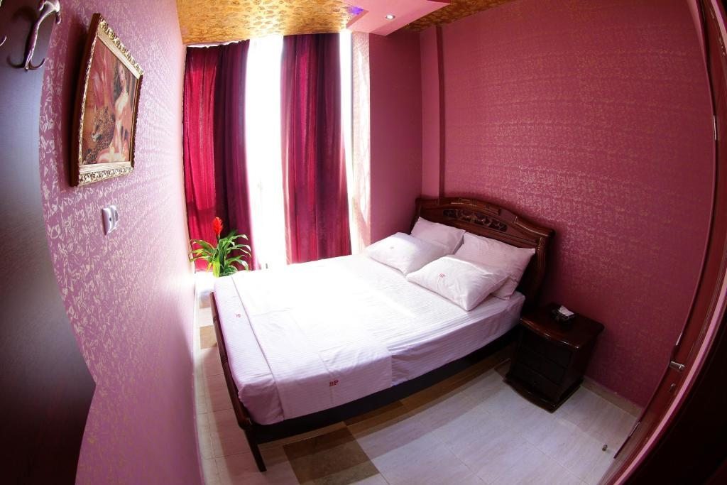 Сьюит (Представительский люкс (для 6 взрослых)) отеля Сочи Палас, Ереван