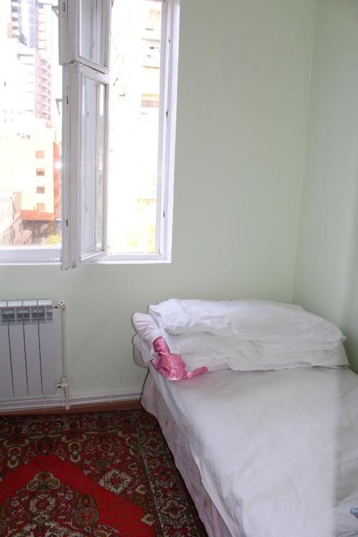 Апартаменты (Апартаменты с 3 спальнями) апартамента Sunny, Ереван