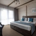 De Luxe, Отель BaikalWood Eco Lodge & Spa