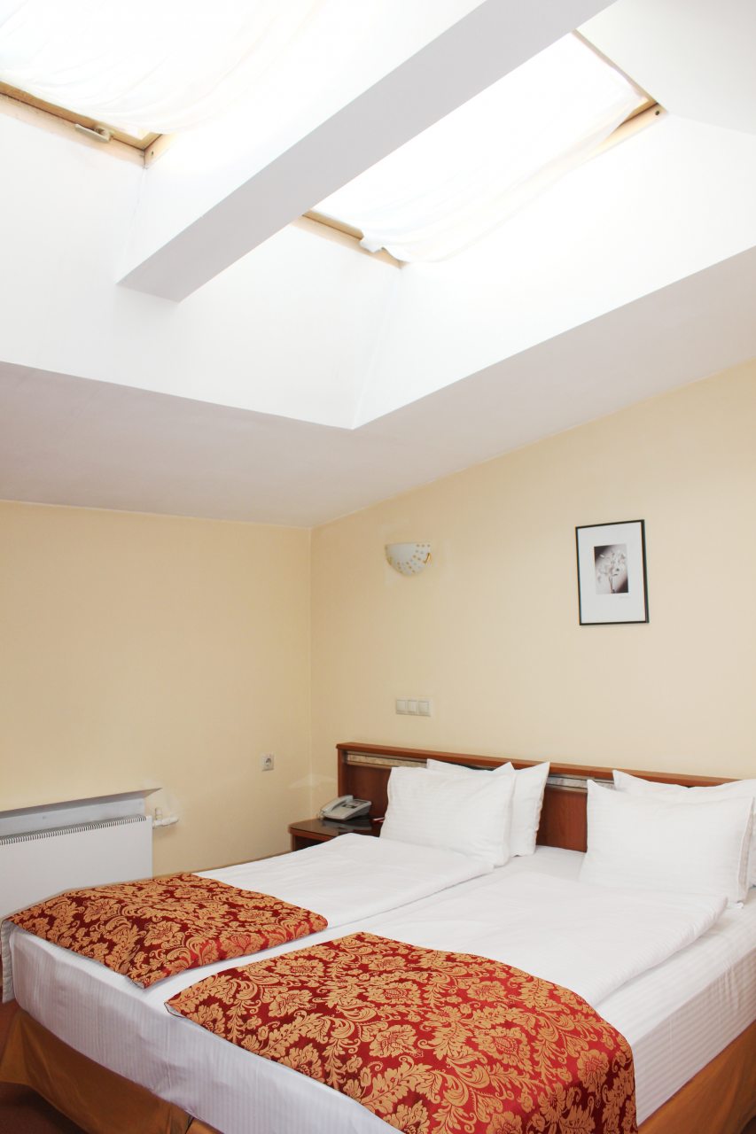 Двухместный (Двухместный 