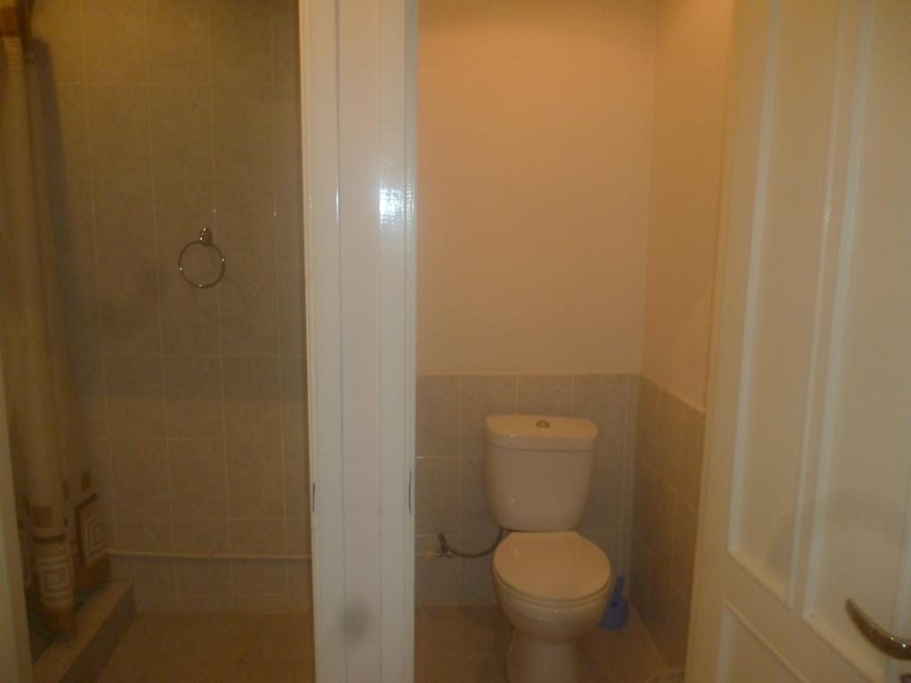 Трехместный (Трехместный номер с основными удобствами и общей ванной комнатой) гостевого дома Андраник, Горис