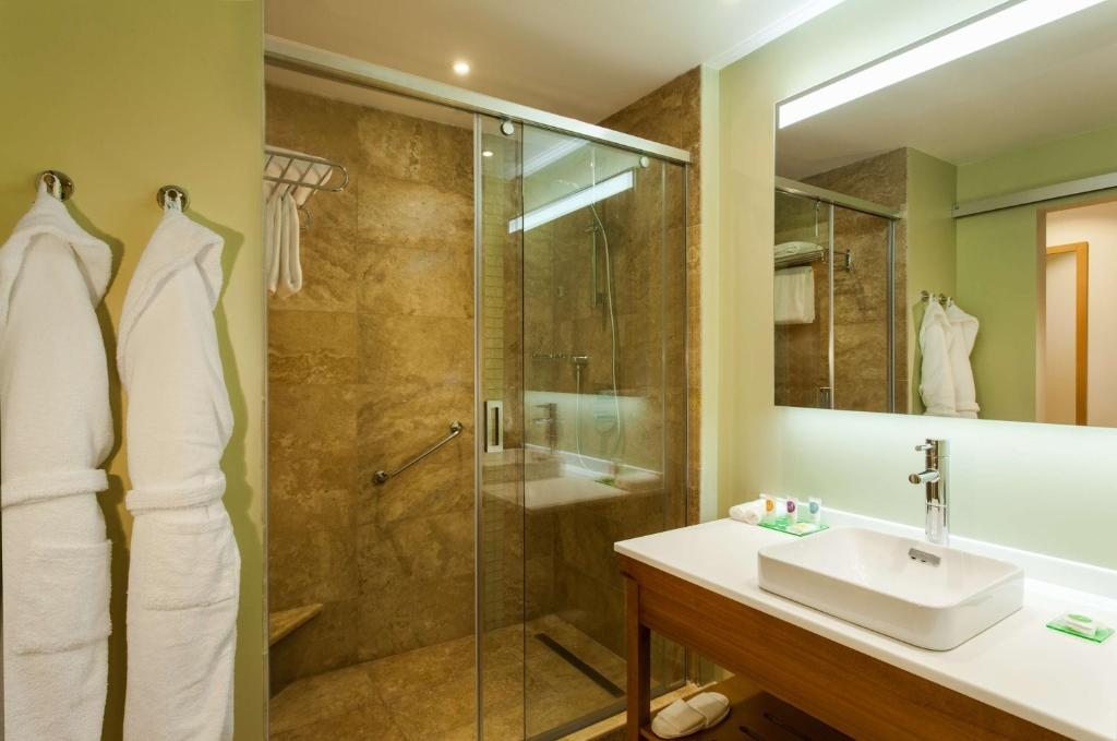 Двухместный (Двухместный номер с 2 отдельными кроватями) отеля Grand Resort Jermuk, Джермук