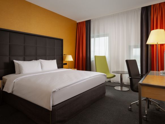 Фотография номера гостиницы Аэропортсити Плаза Санкт-Петербург